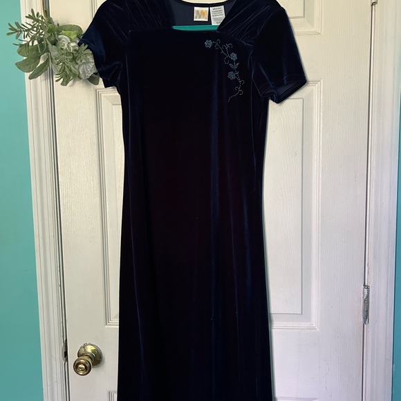 Vintage New Moves Retro Velvet Like Midi Dress - Picture 11 of 12